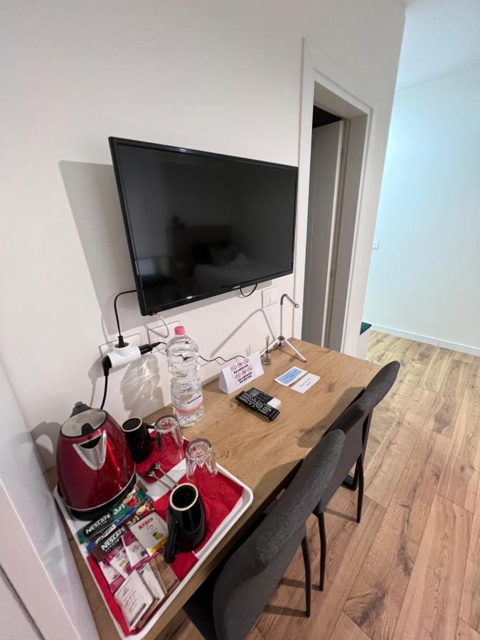Grand Park & Bllok Area Rooms Tirana Zewnętrze zdjęcie